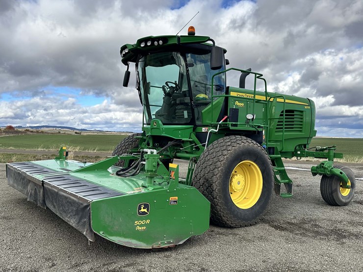 2020-john-deere-w235r-image-1