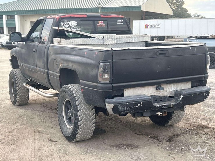 1999-dodge-ram-1500-image-4