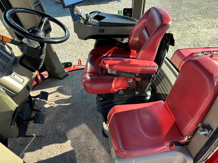 2013-case-ih-steiger-550-image-28