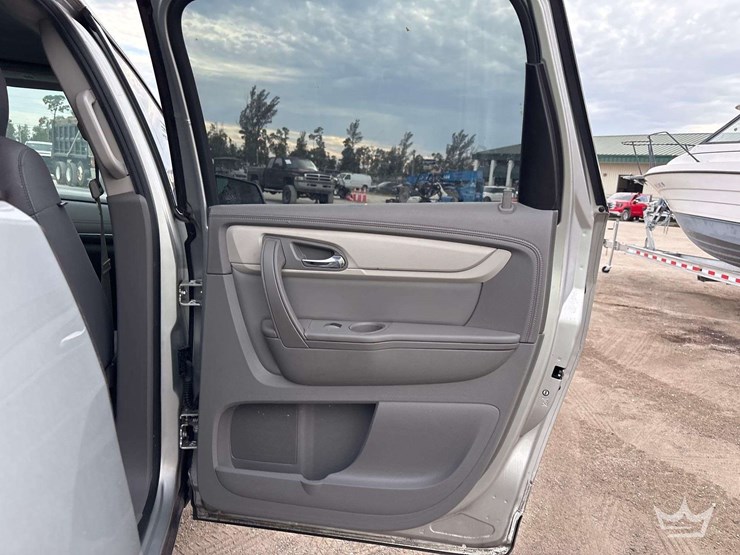 2015-chevrolet-traverse-image-20