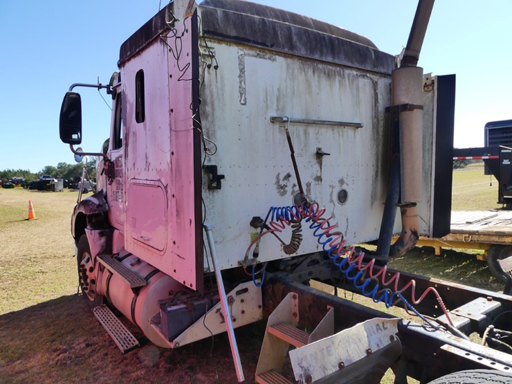 2003-international-9200i-image-8