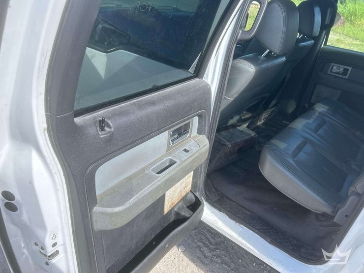 2011-ford-f150-image-12