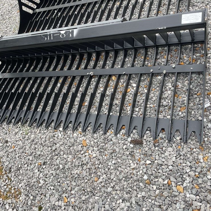 Greatbear 84 Inch Rock Bucket