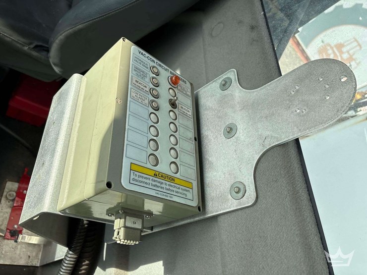 2009-international-7400-image-14