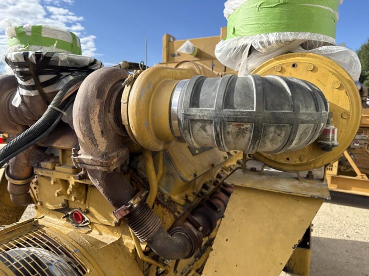 caterpillar-545-kw-image-10
