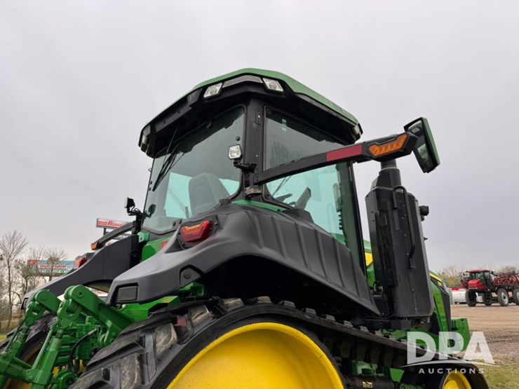 2022-john-deere-8rt-370-image-14