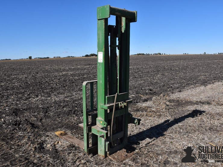 loader-fork-attachment-image-7