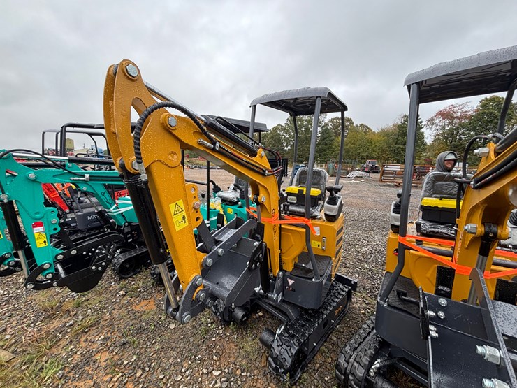 #81-•-cfg-industrial-mx12rx-mini-excavator-image-5