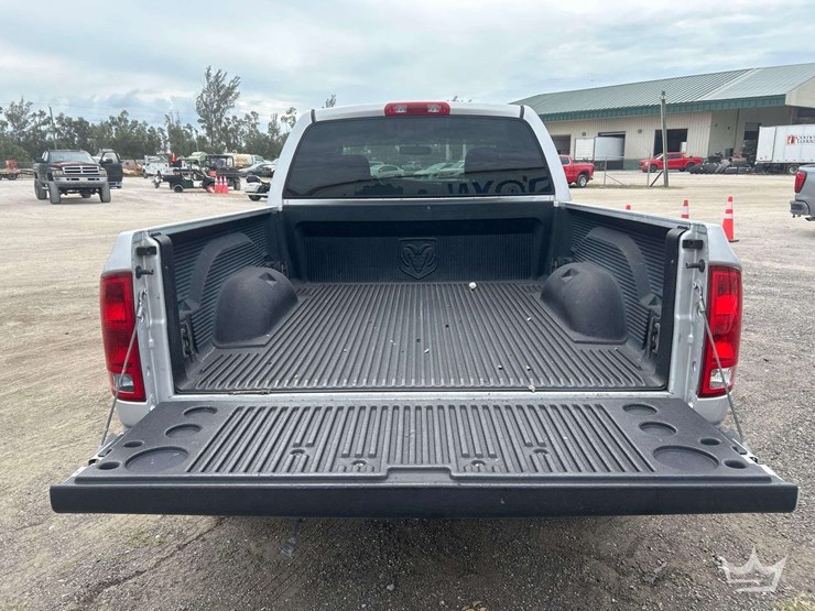 2004-dodge-ram-1500-image-26