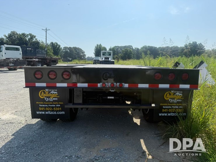 *brand-new*-2025-witzco-rg52-lowboy-trailer-(lld1453)-image-5