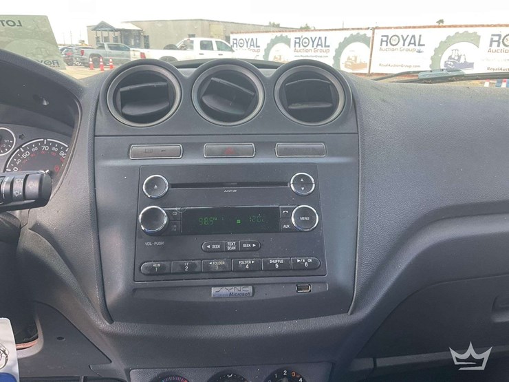 2012-ford-transit-connect-image-16