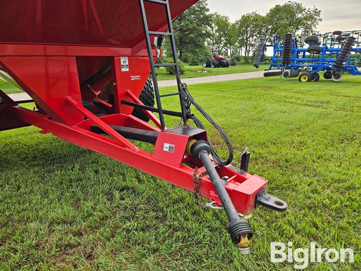 2015-unverferth-8250-image-13