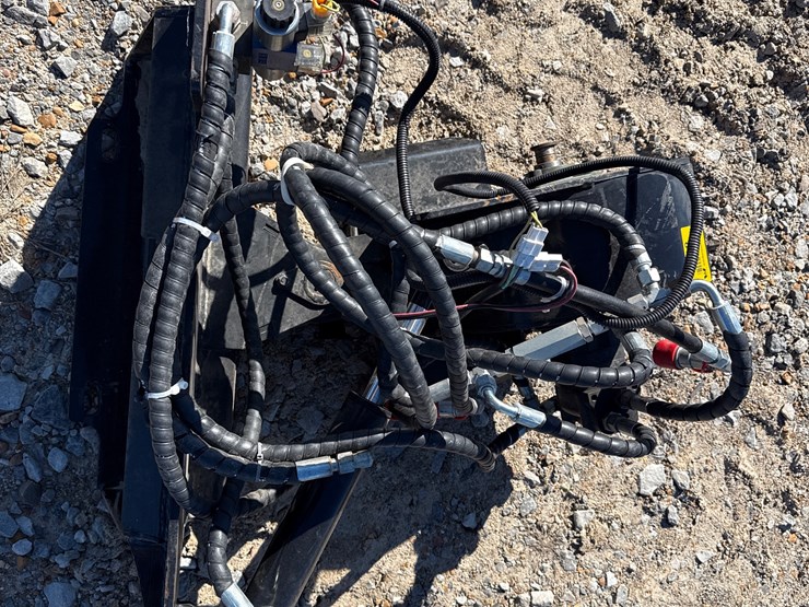 #5312-•-iranch-irlsg-mini-skid-steer-stump-grinder-image-5