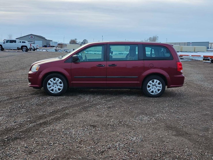 2014-dodge-grand-caravan-se-image-6