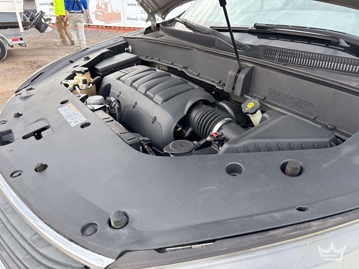 2015-chevrolet-traverse-image-8