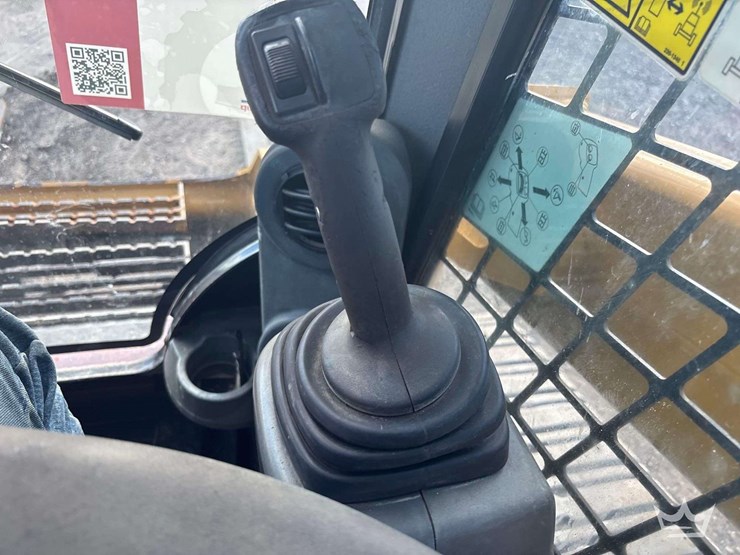 2018-caterpillar-287d-image-16