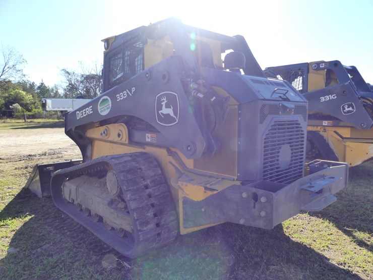 2024-deere-333d-image-3