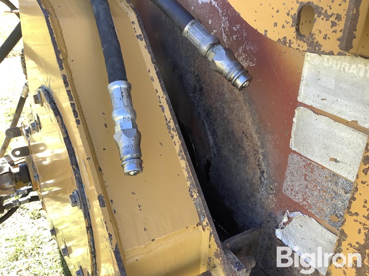 2003-haybuster-2650-image-12