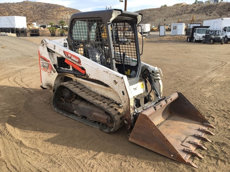 2023-bobcat-t450-image-2