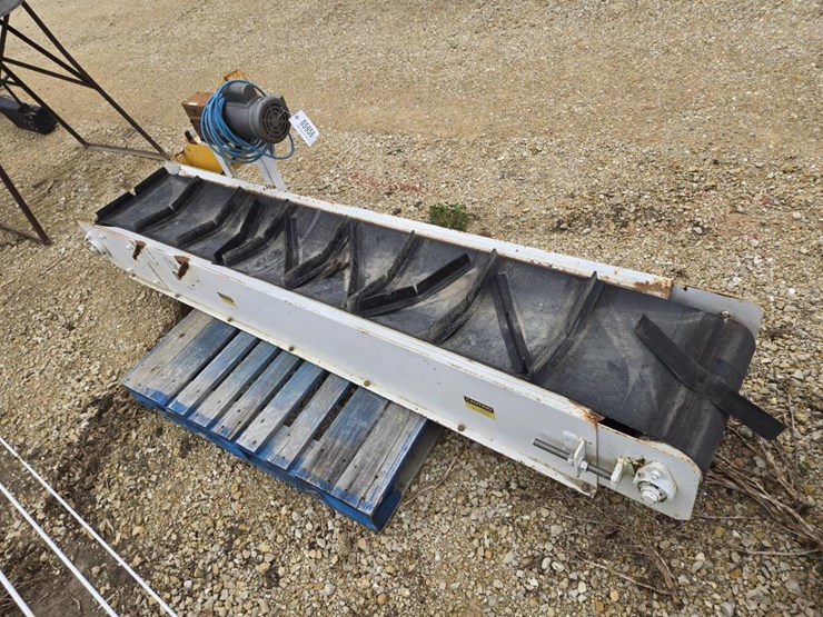 #5956-•-chantland-co.-8.5'-x-15'-rubber-paddle-conveyor-image-5