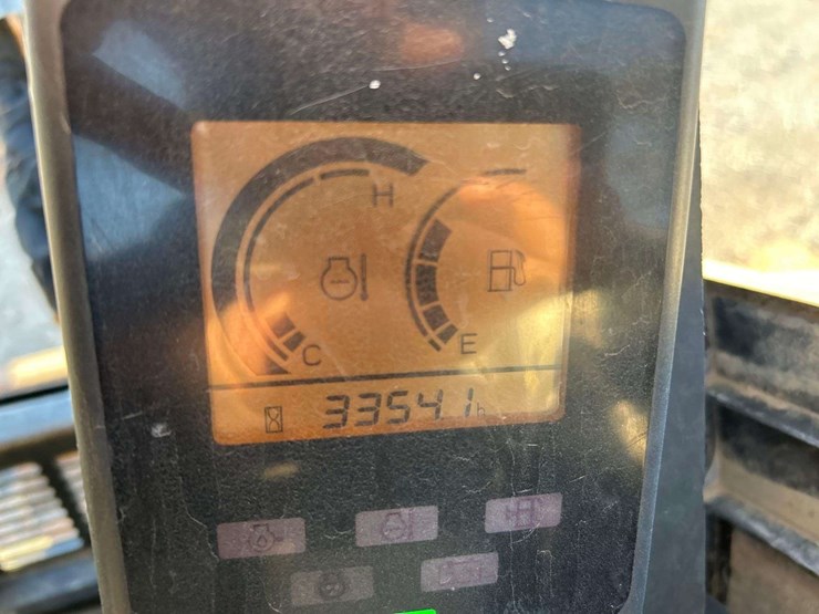 2013-deere-27d-image-6