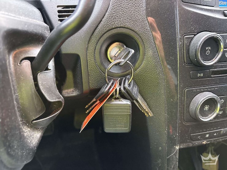 2018-ford-explorer-image-22