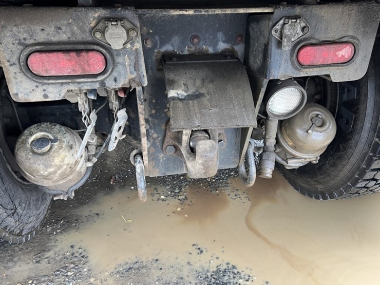 2009-international-7600-image-20