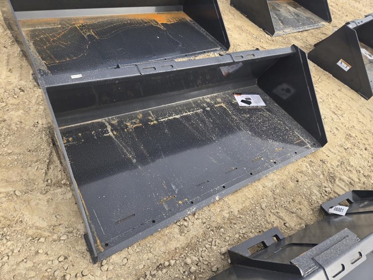 #6000-•-new-wolverine-track-duty-78"-bucket-lpb-11-78w-image-2