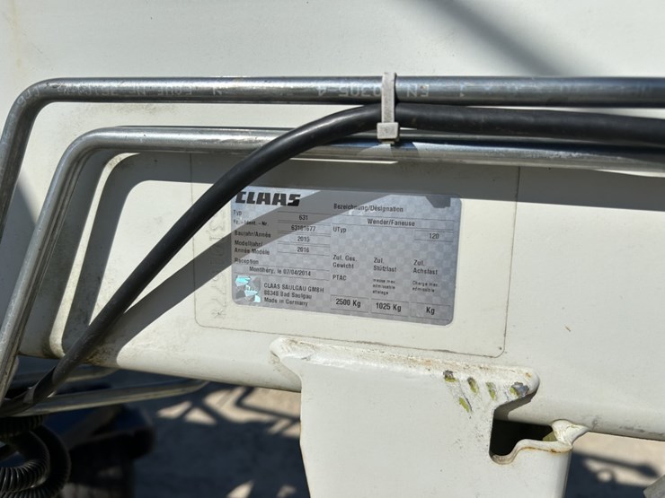 2016-claas-volto-1300t-image-8