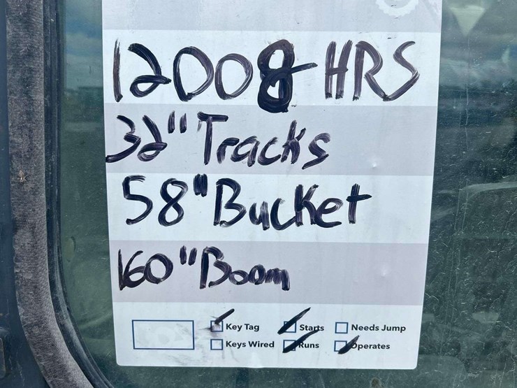 2013-deere-350g-lc-image-28