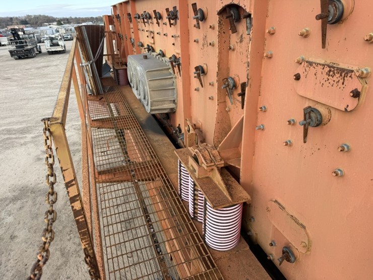 #1930-•-diester-6x24-screener-image-52