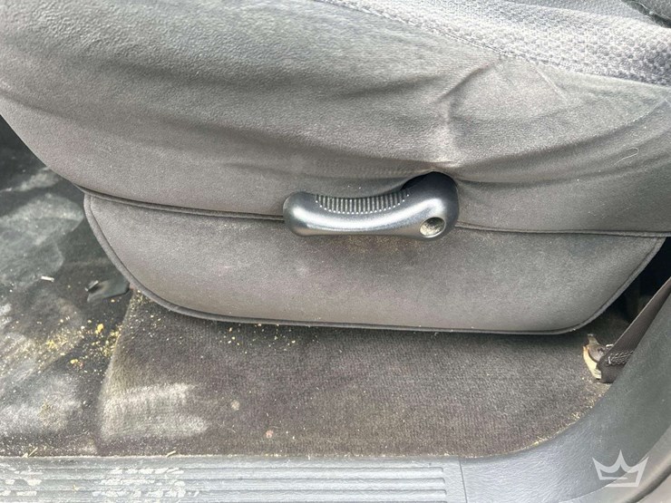 2004-dodge-ram-1500-image-17