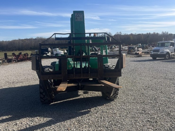 2014-sky-trak-10042-image-9