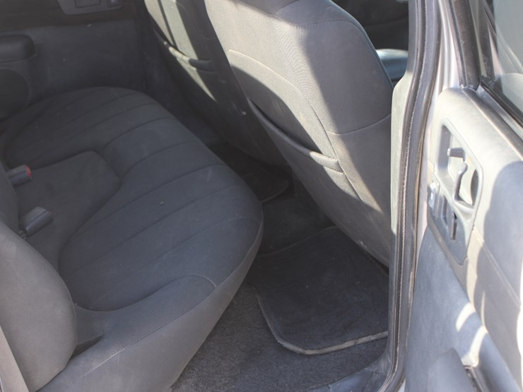 2004-chevrolet-s10-image-14