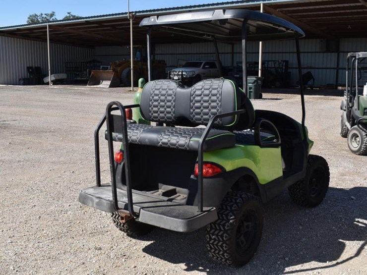 club-car-golf-cart-w/-new-motor-(gas)-(serial-#-0104487)-(k)-image-3