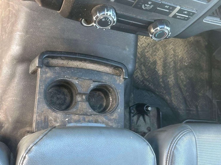 2011-ford-f150-image-9