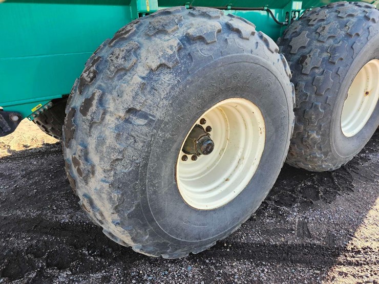 2013-gea-houle-7300-manure-tanker-image-20