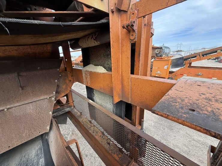 cedarapids-5x16-image-80