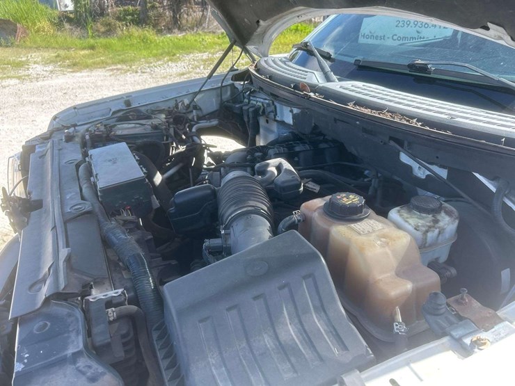 2011-ford-f150-image-27