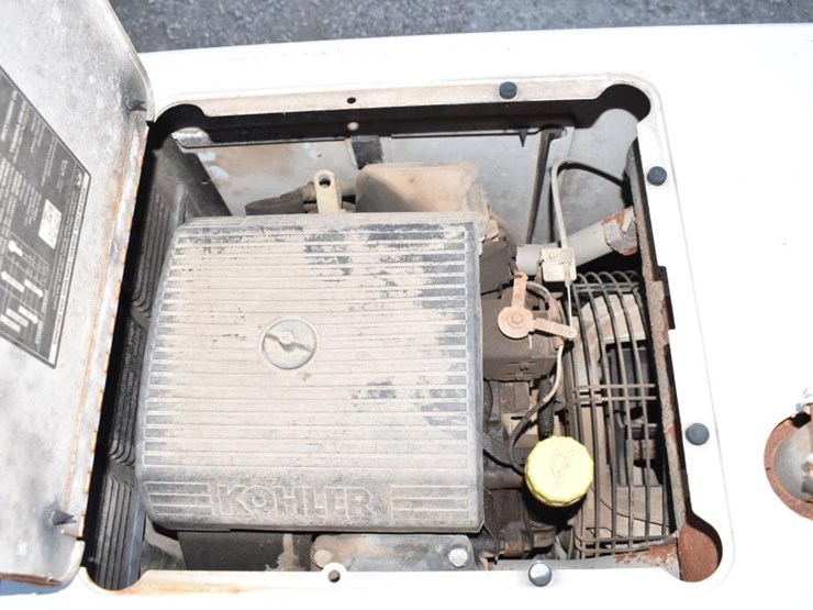 hobart-champion-elite-welder-(serial-#-ma051284y)-(showing-appx-342-hours,-image-7