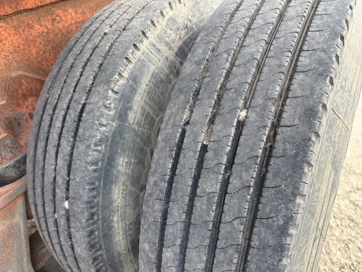 cedarapids-5x16-image-40