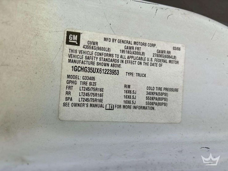 2006-chevrolet-express-3500-image-10