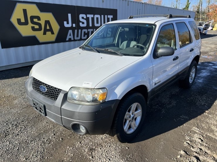 2006-ford-escape-hybrid-image-1
