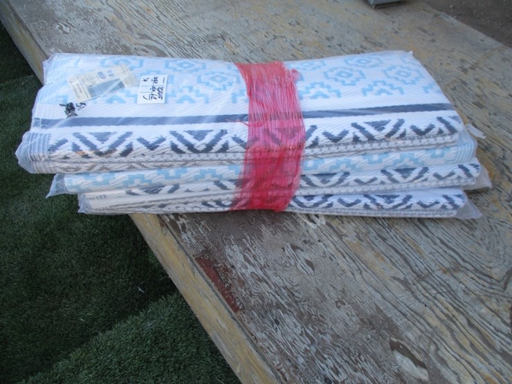 lot-of-new-unused-6'-x-9'-outdoor-rug/mats,-image-1