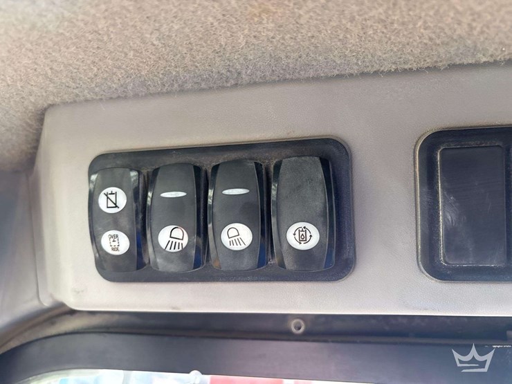 2018-caterpillar-287d-image-14