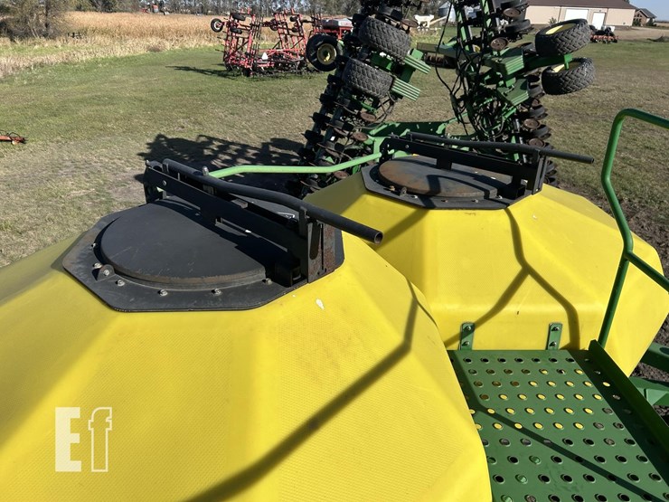 john-deere-1890-image-33