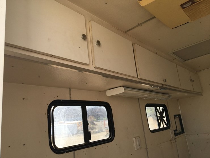 1988-cargo-wells-image-9