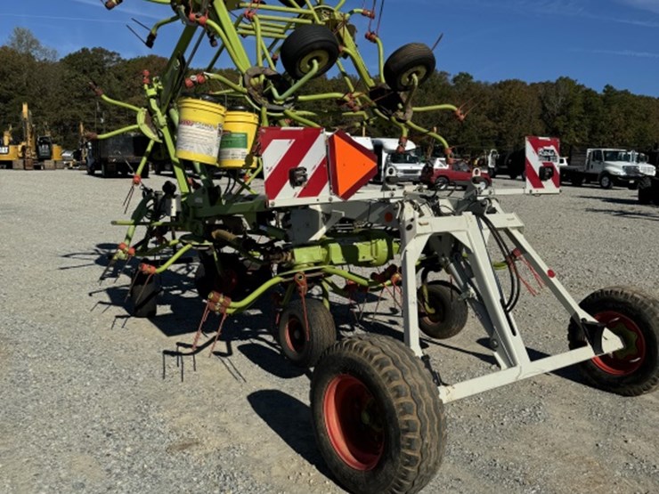 2014-claas-volto-1320t-image-2