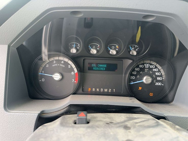 2012-ford-f350-xlt-image-31