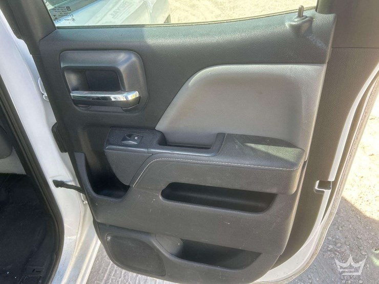 2015-chevrolet-silverado-2500-image-26